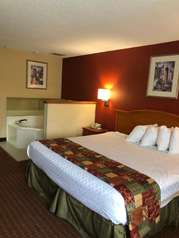 Millennium Inn image 23