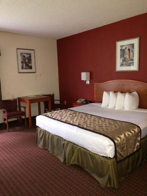 Millennium Inn image 34